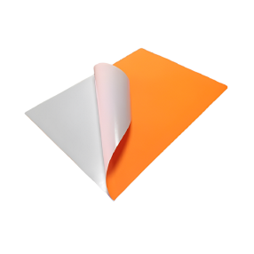 Vad är självhäftande material?